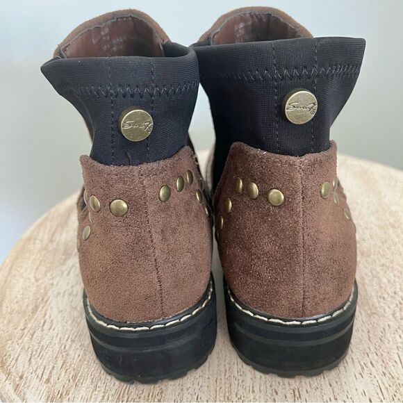 Seven For All Mankind Romanoff Waterproof Ankle Boot Brown with Studs NWOB - Picture 3 of 7